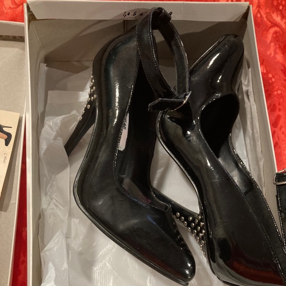 Footwear Beyond Shoes - 👠👠NWT Gorgeous Studded Heels👠👠